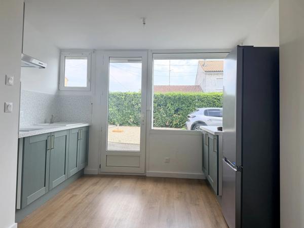A louer Studio rénové 25 m² + parking + clim – Saint-Médard-en-Jalles secteurs Gajac, Montaigne et du centre-ville de Saint-Médard-en-Jalles,proche Bordeaux