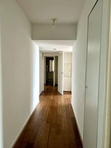 Superbe F4 de 94 m² + parking + 2 balcons Rouen droite