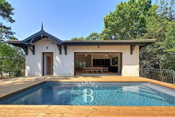 Arcachon, Villa 4 Chambres -  220 m² à vendre