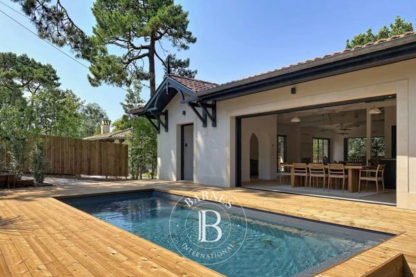 Arcachon, Villa 4 Chambres -  220 m² à vendre