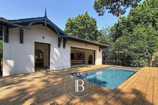 Arcachon, Villa 4 Chambres -  220 m² à vendre