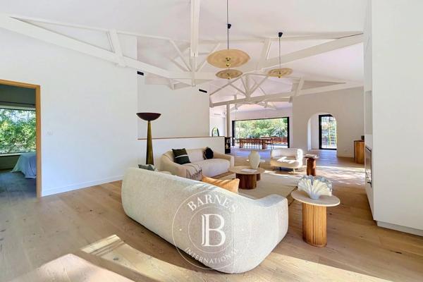 Arcachon, Villa 4 Chambres -  220 m² à vendre