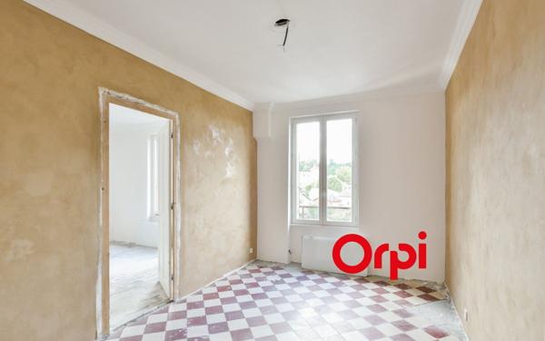 Appartement à vendre    3 pièces • 64,86 m2 Oullins