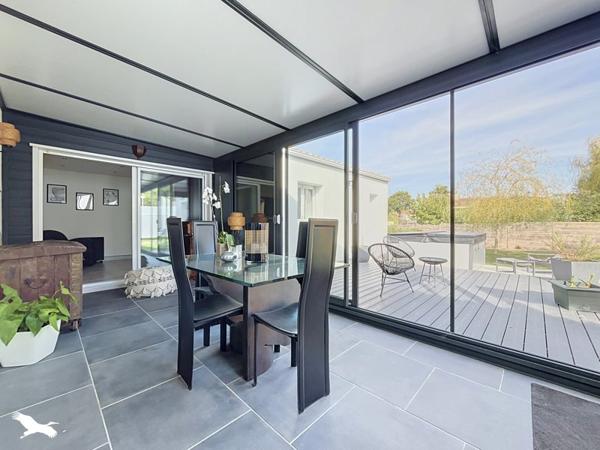 Maison à vendre 415 000 € Saint-Mathurin 6 p 151 m² DPE C