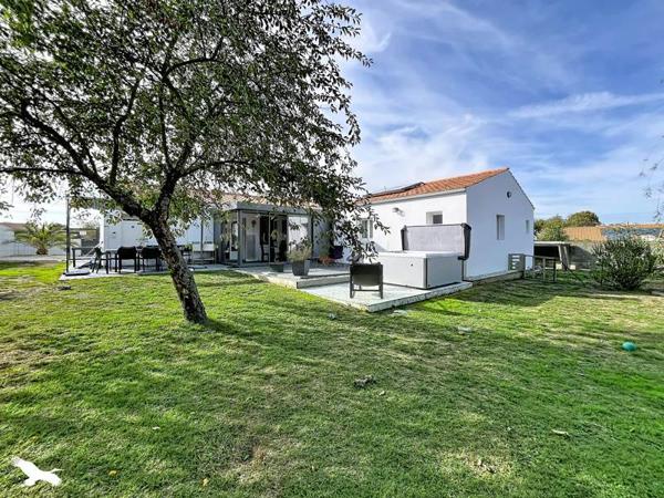 Maison à vendre 415 000 € Saint-Mathurin 6 p 151 m² DPE C
