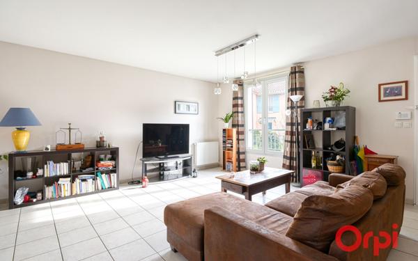 Maison à vendre    5 pièces • 122 m2 Saint-Genis-Laval