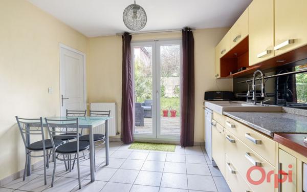 Maison à vendre    5 pièces • 122 m2 Saint-Genis-Laval