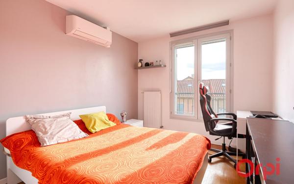 Maison à vendre    5 pièces • 122 m2 Saint-Genis-Laval