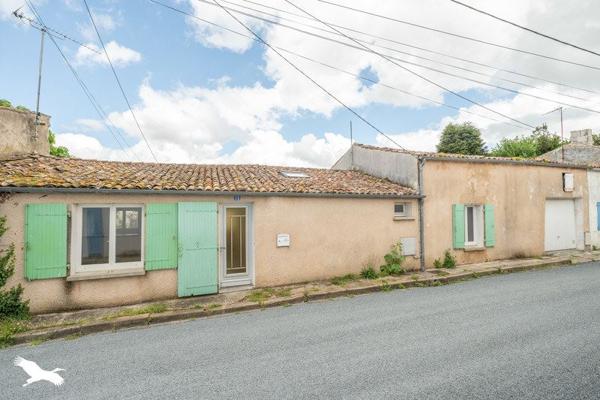 Maison à vendre |  Saint-Just-Luzac |  4 pièces | 82 m²