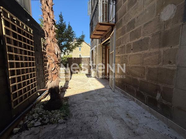 Maison à louer de 161 m2 - 5 chambres - un garage - une cour - à 10 minutes à pied du centre-ville