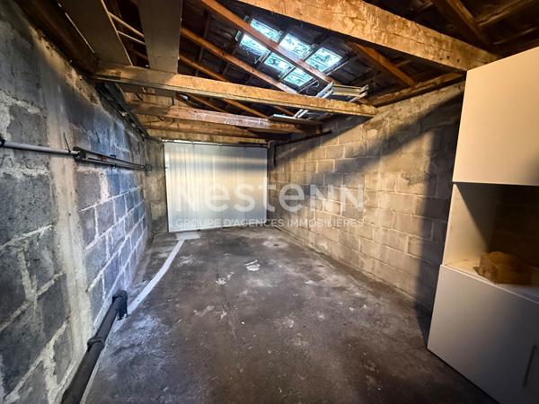 Maison à louer de 161 m2 - 5 chambres - un garage - une cour - à 10 minutes à pied du centre-ville
