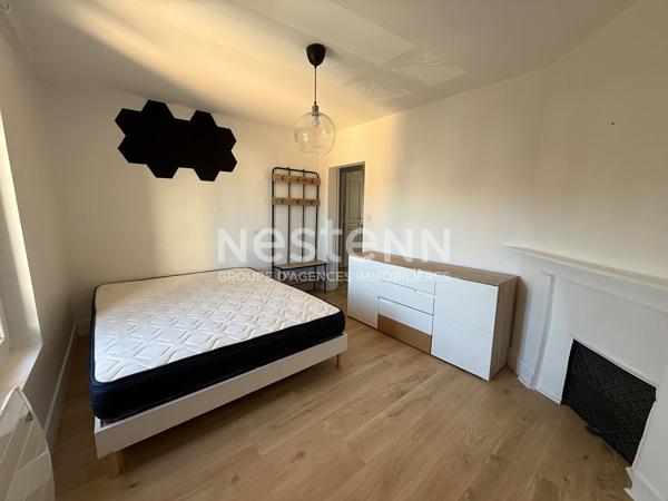 Maison à louer de 161 m2 - 5 chambres - un garage - une cour - à 10 minutes à pied du centre-ville