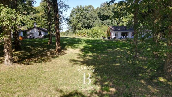 Valençay, Propriété 5 Chambres -  320 m² à vendre