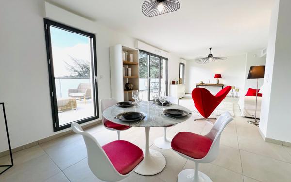 Appartement à vendre    4 pièces • 138 m2 Tassin-la-Demi-Lune