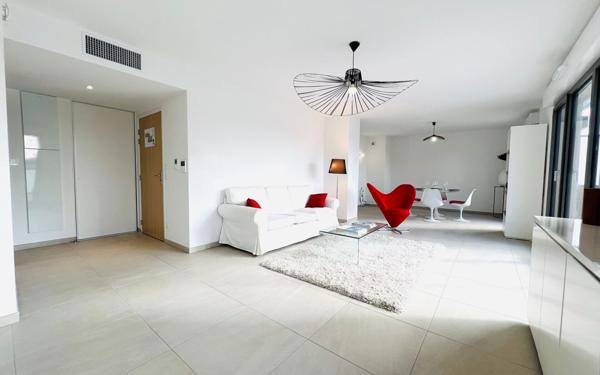 Appartement à vendre    4 pièces • 138 m2 Tassin-la-Demi-Lune