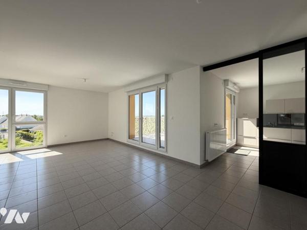 ST HERBLAIN BOURG - DERNIER ETAGE - 2 CHAMBRES - TERASSE - VUE DEGAGÉE
