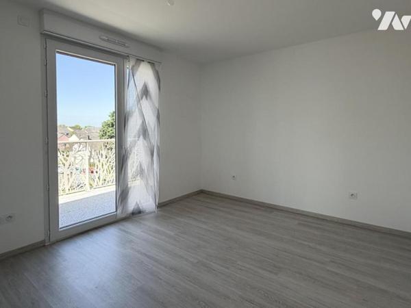 ST HERBLAIN BOURG - DERNIER ETAGE - 2 CHAMBRES - TERASSE - VUE DEGAGÉE