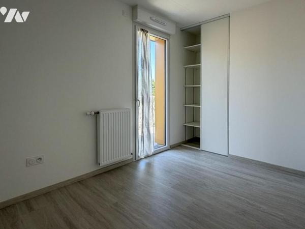 ST HERBLAIN BOURG - DERNIER ETAGE - 2 CHAMBRES - TERASSE - VUE DEGAGÉE