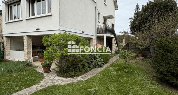 À vendre Maison 6 pièces 131.82 m² - Nanterre 92000