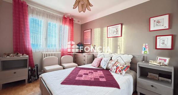 À vendre Maison 6 pièces 131.82 m² - Nanterre 92000