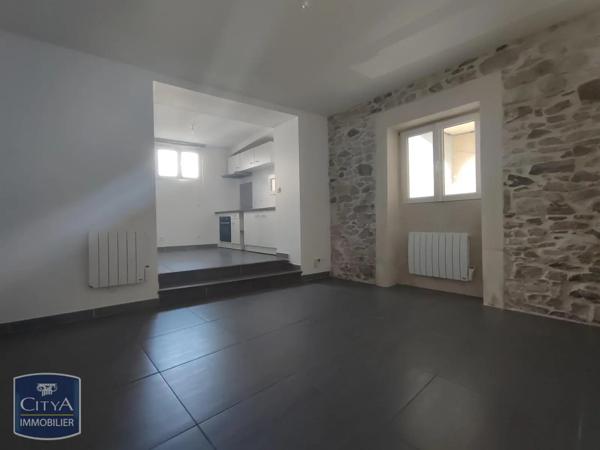 Appartement à louer 2 pièces 47.5m² Calvisson (30420)