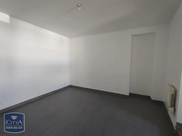 Appartement à louer 2 pièces 47.5m² Calvisson (30420)