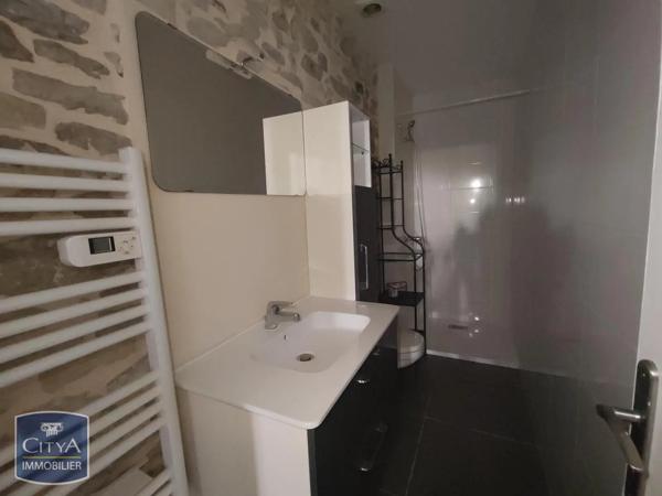 Appartement à louer 2 pièces 47.5m² Calvisson (30420)