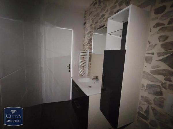 Appartement à louer 2 pièces 47.5m² Calvisson (30420)