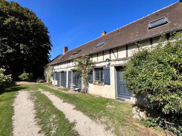Maison
         5 pièces
        - 183 m² Bien prestige 499 000 € *