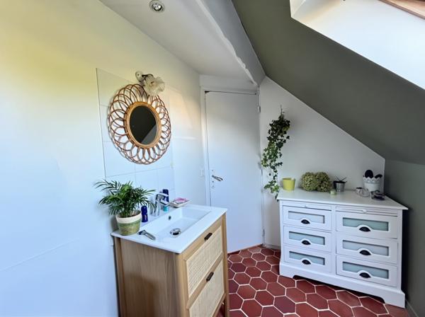 Maison
         5 pièces
        - 183 m² Bien prestige 499 000 € *