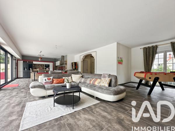 Maison à vendre 9 pièces 188 m² Noisy-le-Grand