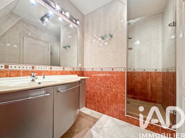 Maison à vendre 9 pièces 188 m² Noisy-le-Grand