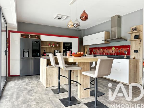 Maison à vendre 9 pièces 188 m² Noisy-le-Grand