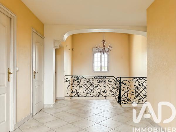 Maison à vendre 9 pièces 188 m² Noisy-le-Grand