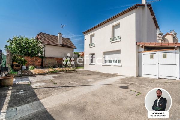 Maison
         6 pièces
        - 115 m² 397 000 € *