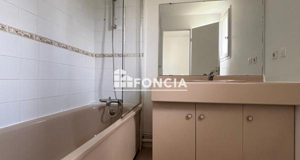 Location Maison 5 pièces 91.9 m² - Roissy-en-france 95700