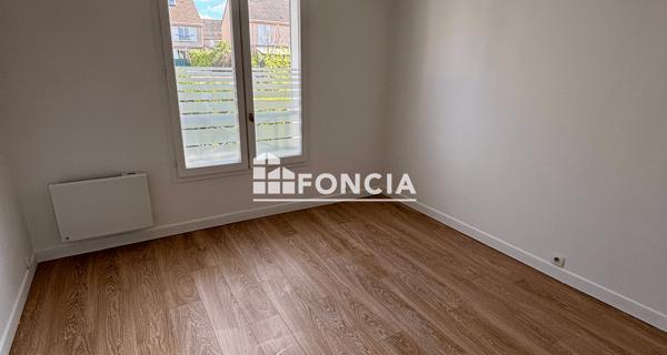 Location Maison 5 pièces 91.9 m² - Roissy-en-france 95700