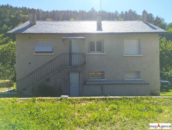 Maison à FLORAC TROIS RIVIERES, 48400 - 7 pièces 125m²