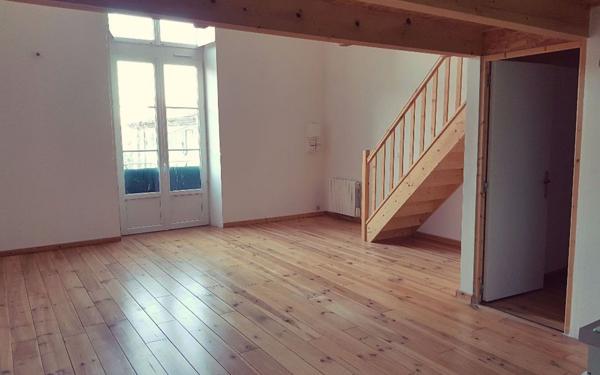 Appartement à louer    2 pièces •  Pont-Saint-Esprit