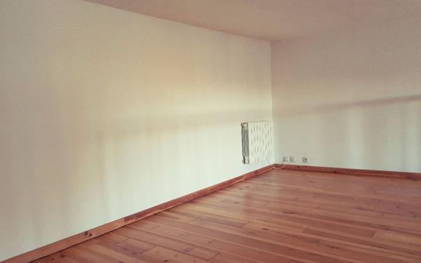 Appartement à louer    2 pièces •  Pont-Saint-Esprit