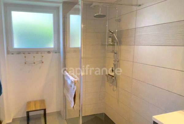 A VENDRE en Maurienne, Maison individuelle 8 pièces, 2 studios indépendants, terrain, vue montagnes et vallée