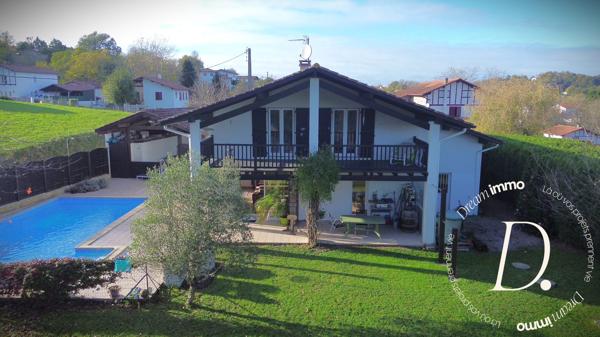 Maison familiale avec piscine