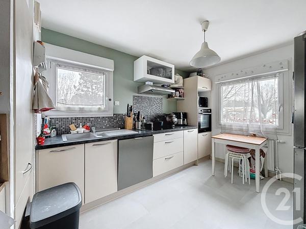 Appartement F6 à vendre  5 pièces - 103 m2 QUETIGNY - 21