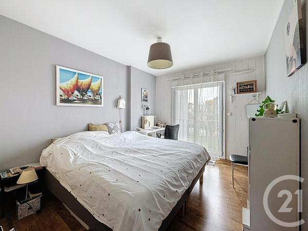 Appartement F6 à vendre  5 pièces - 103 m2 QUETIGNY - 21