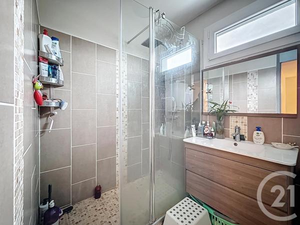 Appartement F6 à vendre  5 pièces - 103 m2 QUETIGNY - 21