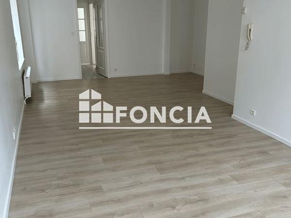 Location Appartement 2 pièces 58.25 m² - 38/001 RUE DU GENERAL LECLERC La Fere 02800