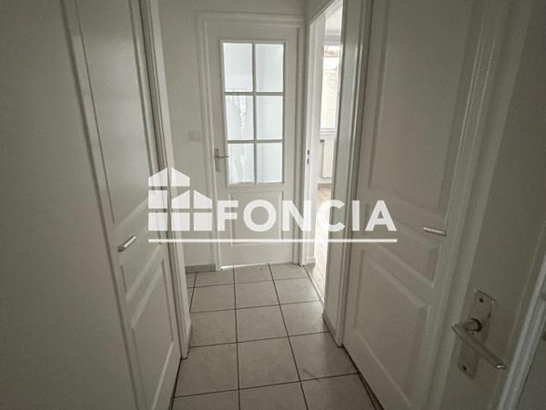 Location Appartement 2 pièces 58.25 m² - 38/001 RUE DU GENERAL LECLERC La Fere 02800