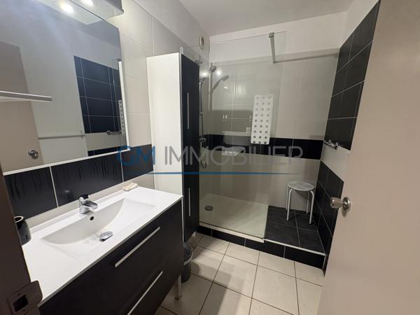 Studio avec balcon idéal curistes – Fort potentiel habitation ou investissement