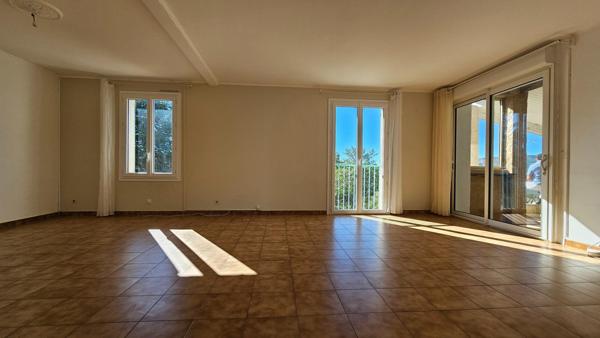 Maison à la campagne avec très jolie vue