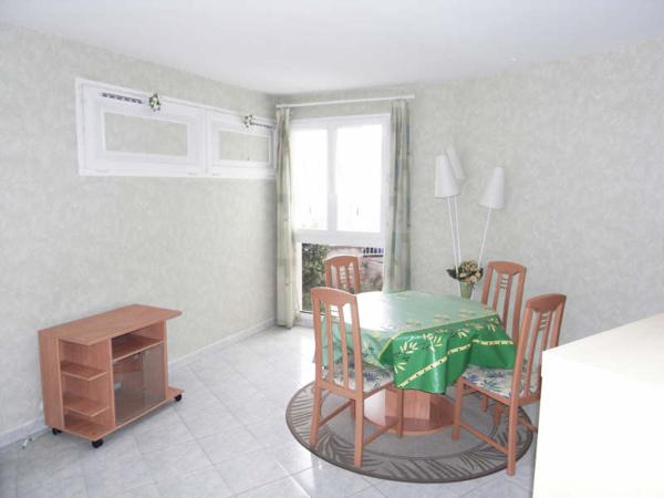 APPARTEMENT POISSY - 1 pièce(s) - 31 m2
